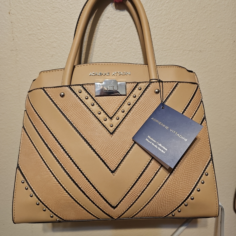 Adrienne Vittadini purse